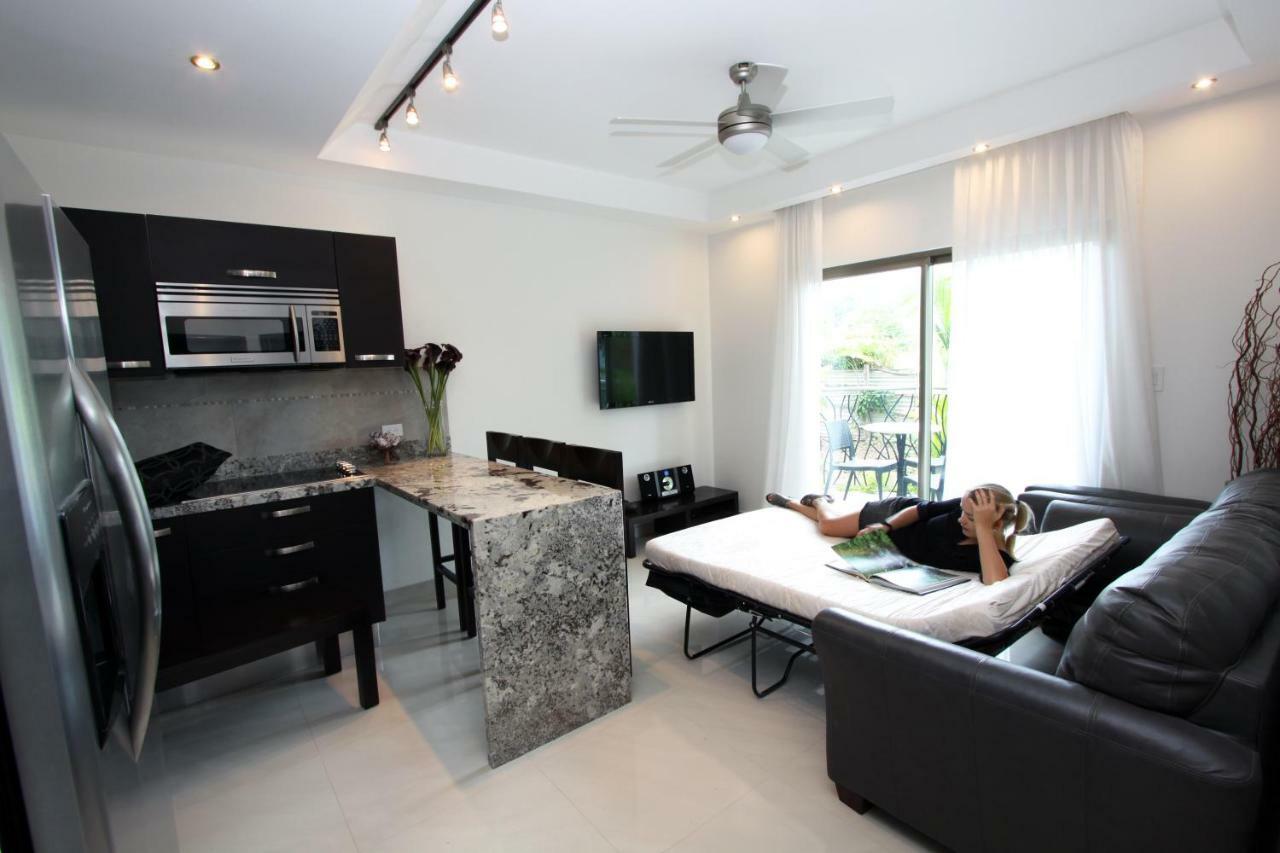 Pacific Suites Boutique Hotel And Bistro Хако Экстерьер фото